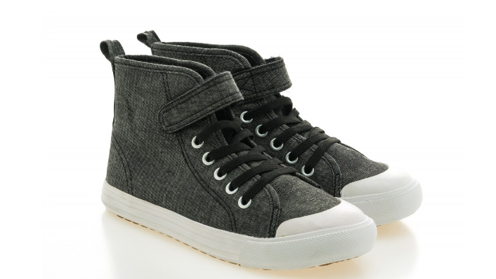 Chaussure de sport modèle 4